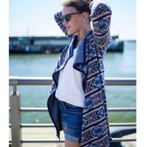 Lucky Brand size small cardigan